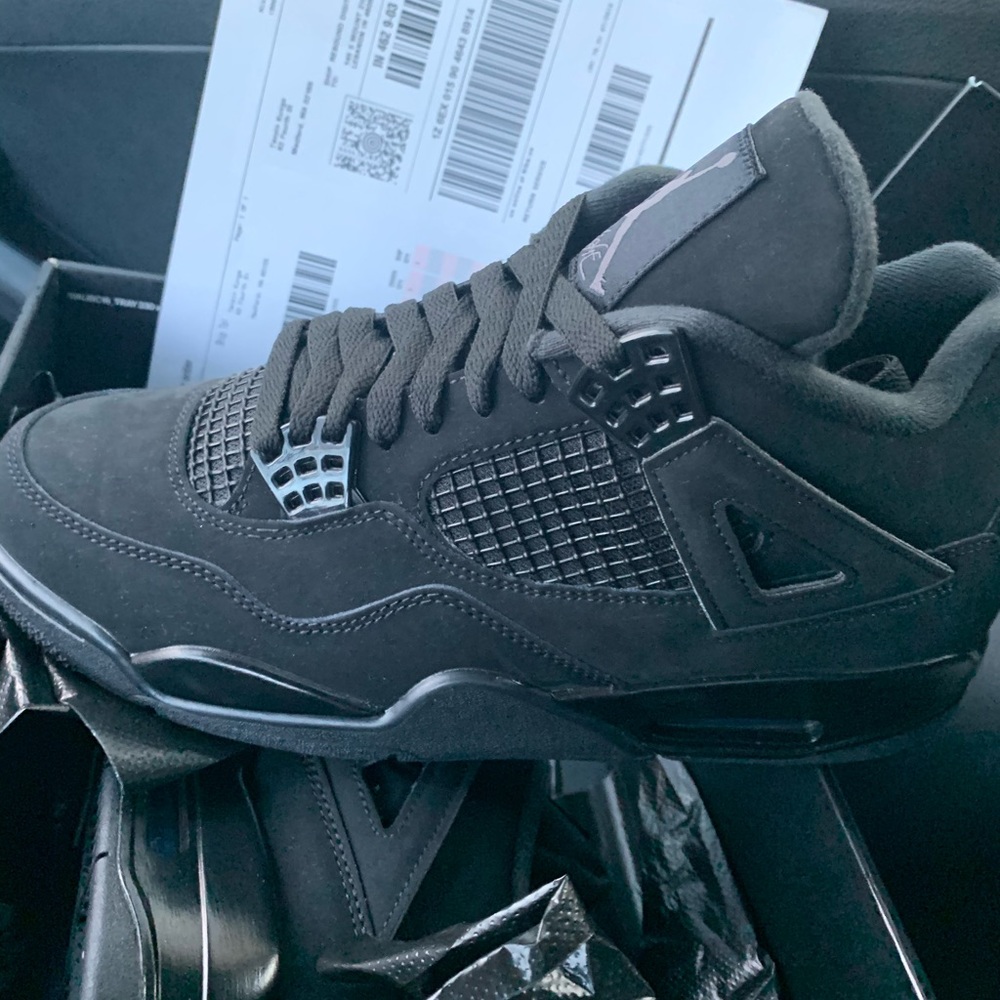 Jordan 4 “black cat”